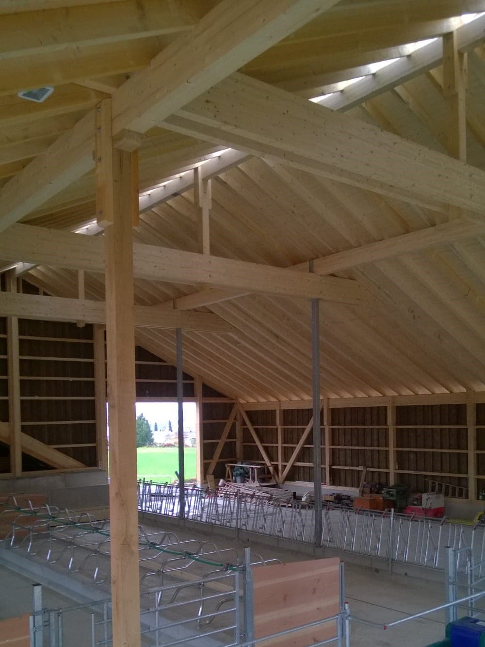 kuhstallHolz